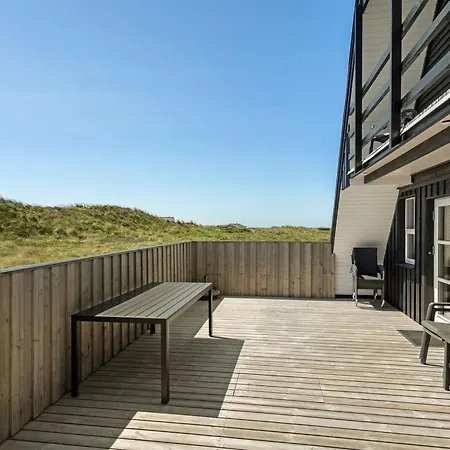 Viona - 350m From The Sea By Interhome